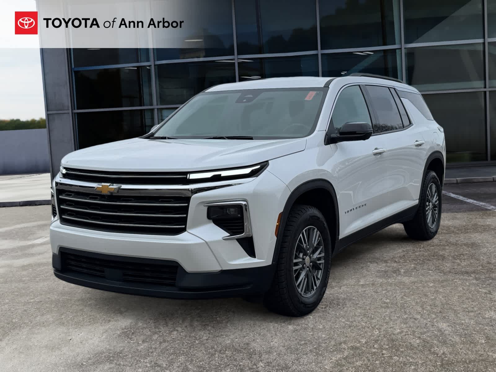 2025 Chevrolet Traverse FWD LT