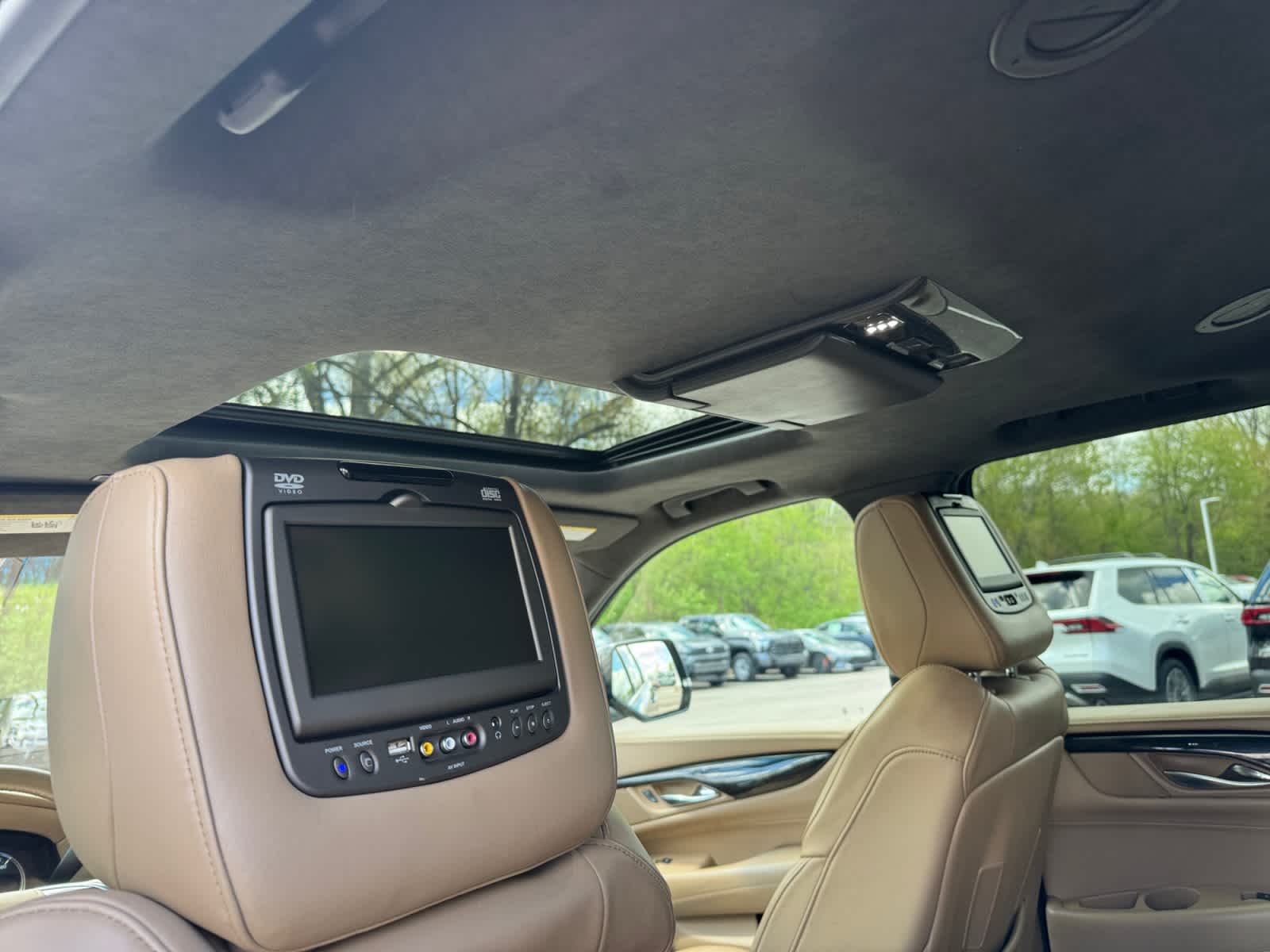 2019 Cadillac Escalade ESV Platinum