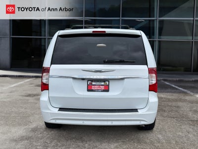 2015 Chrysler Town & Country Touring-L