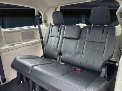 2015 Chrysler Town & Country Touring-L