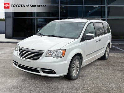 2015 Chrysler Town & Country Touring-L