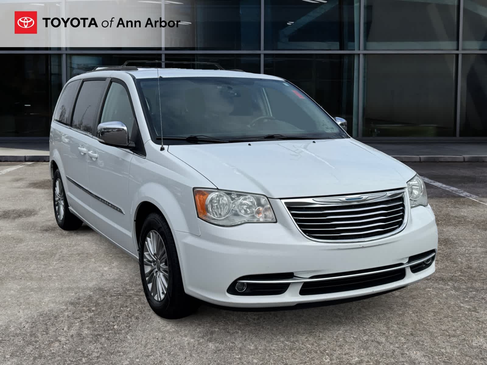 2015 Chrysler Town & Country Touring-L