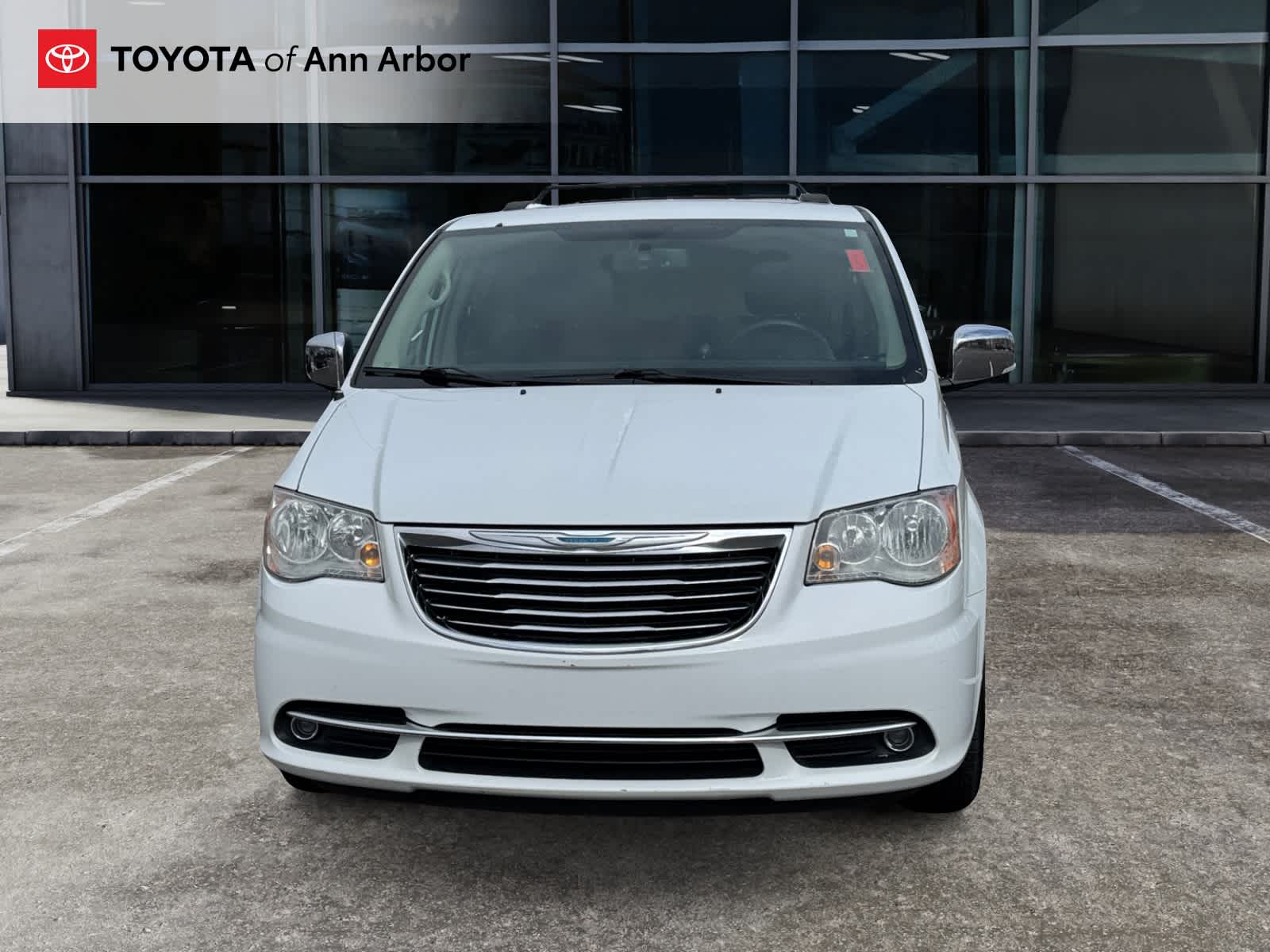 2015 Chrysler Town & Country Touring-L