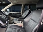 2015 Chrysler Town & Country Touring-L