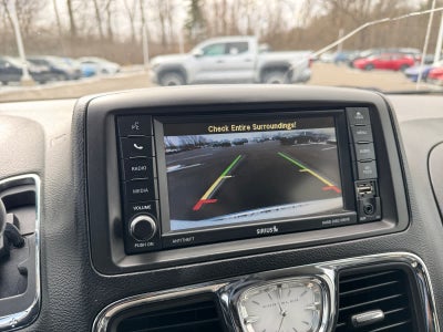 2015 Chrysler Town & Country Touring-L