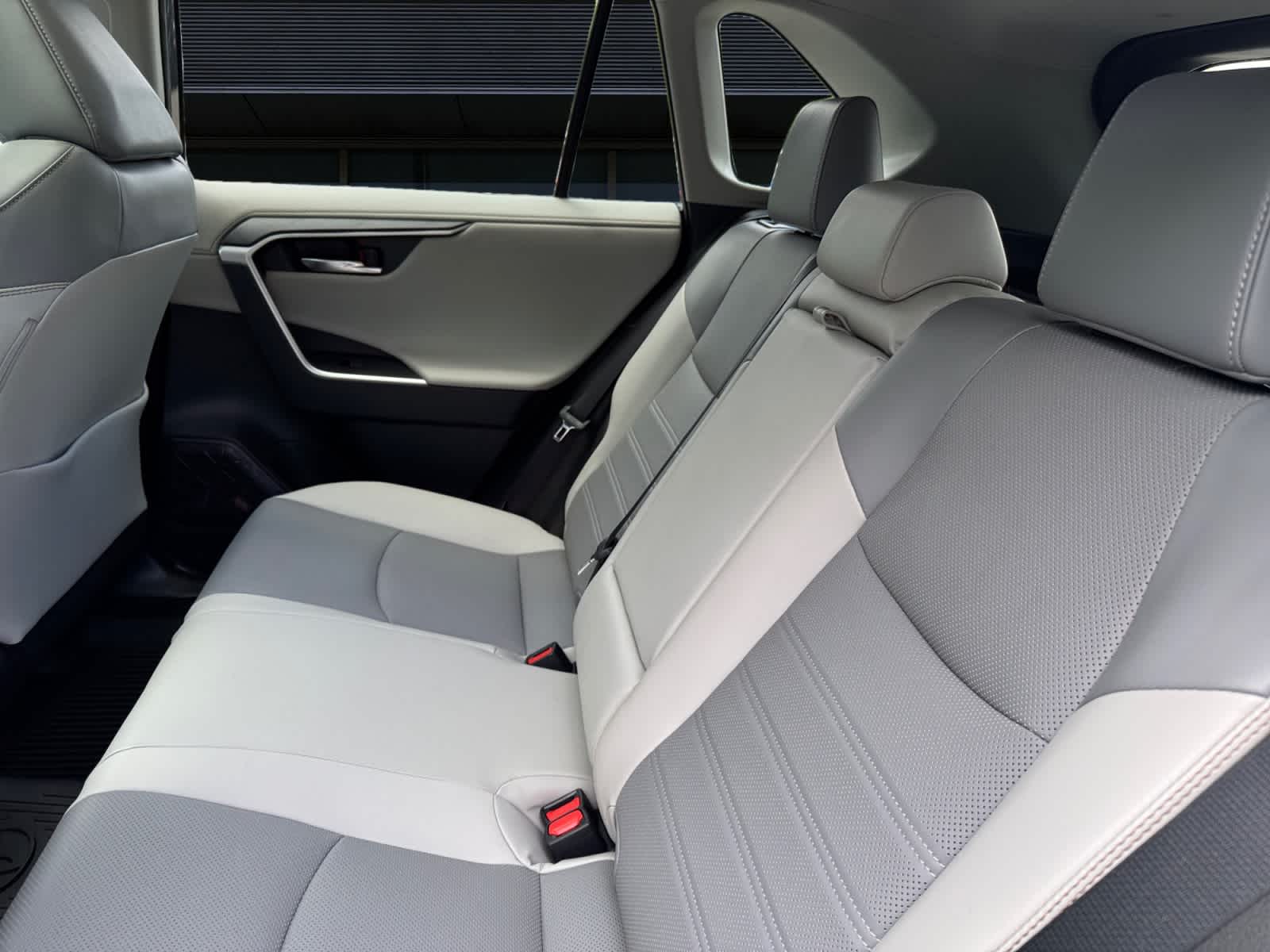 2022 Toyota RAV4 Hybrid Limited