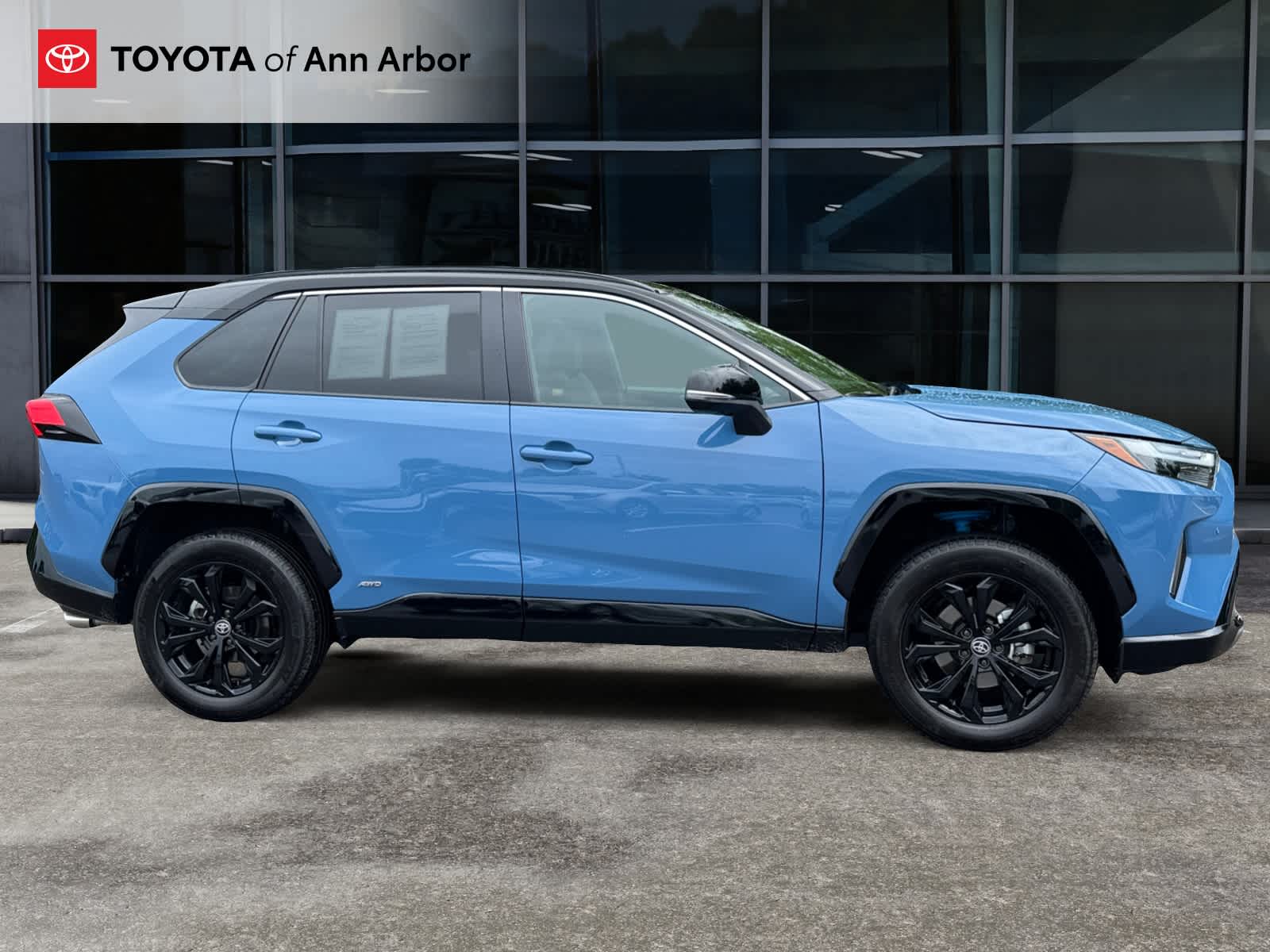 2024 Toyota RAV4 Hybrid XSE
