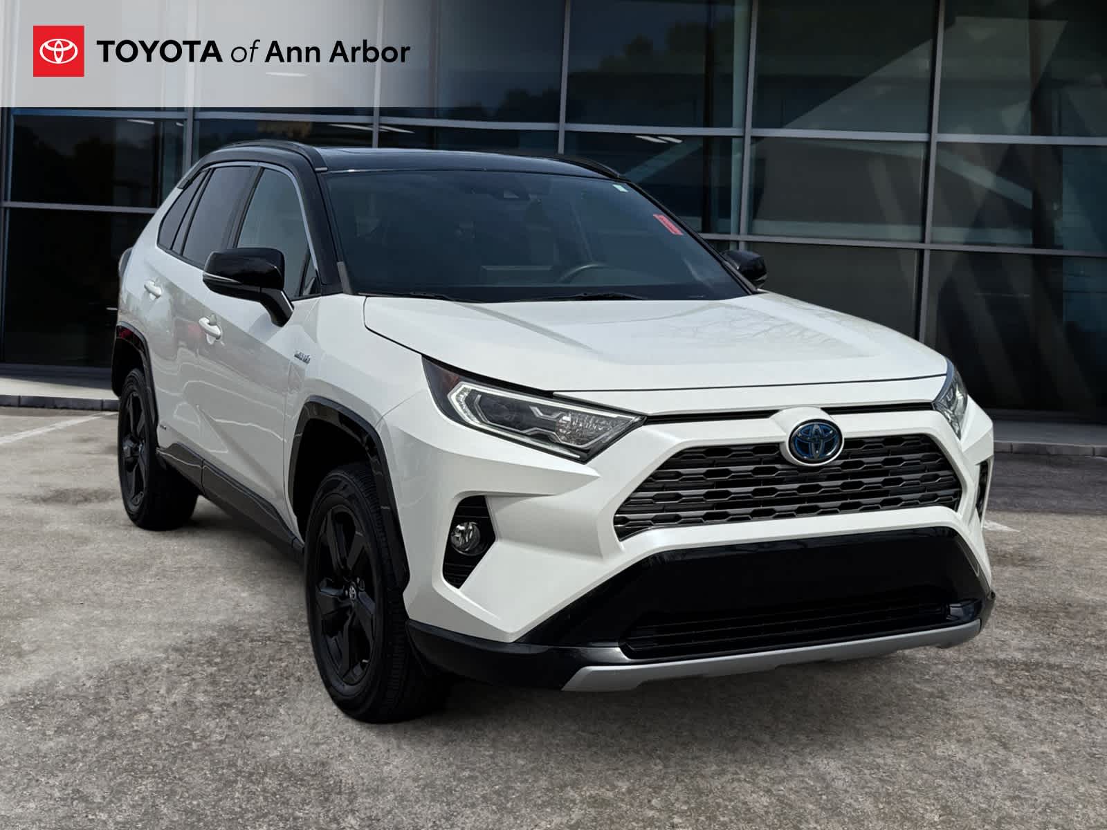2019 Toyota RAV4 Hybrid XSE