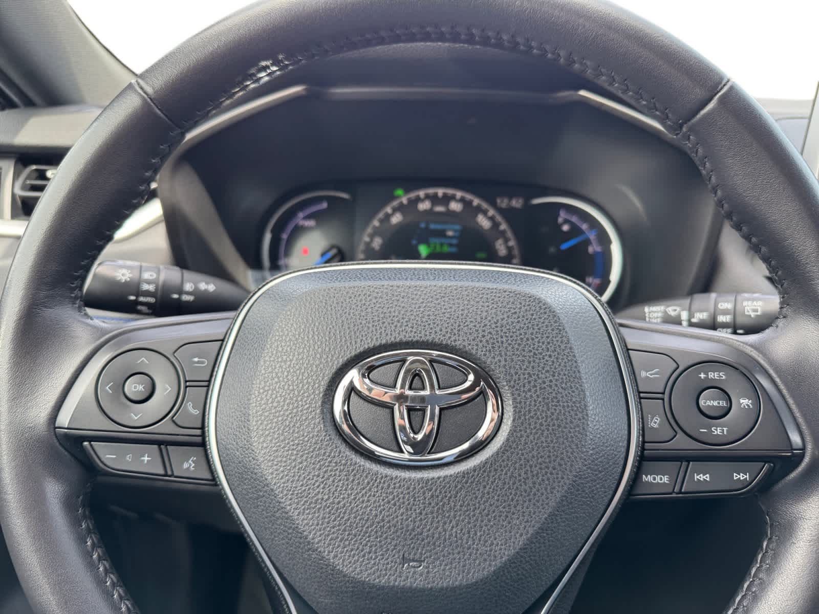2019 Toyota RAV4 Hybrid XSE