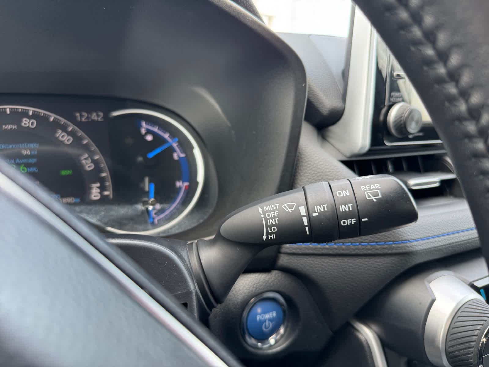 2019 Toyota RAV4 Hybrid XSE