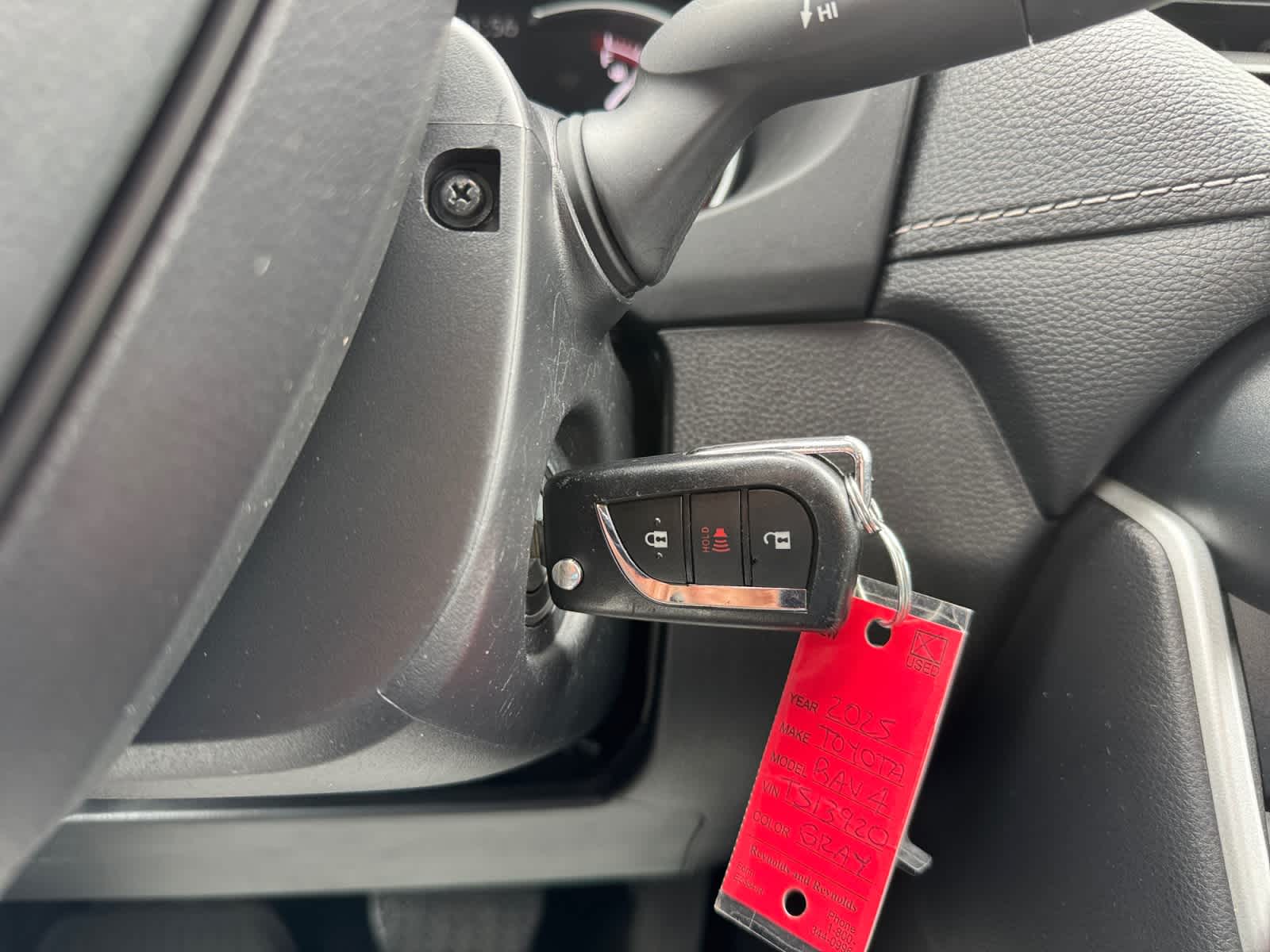 2025 Toyota RAV4 LE