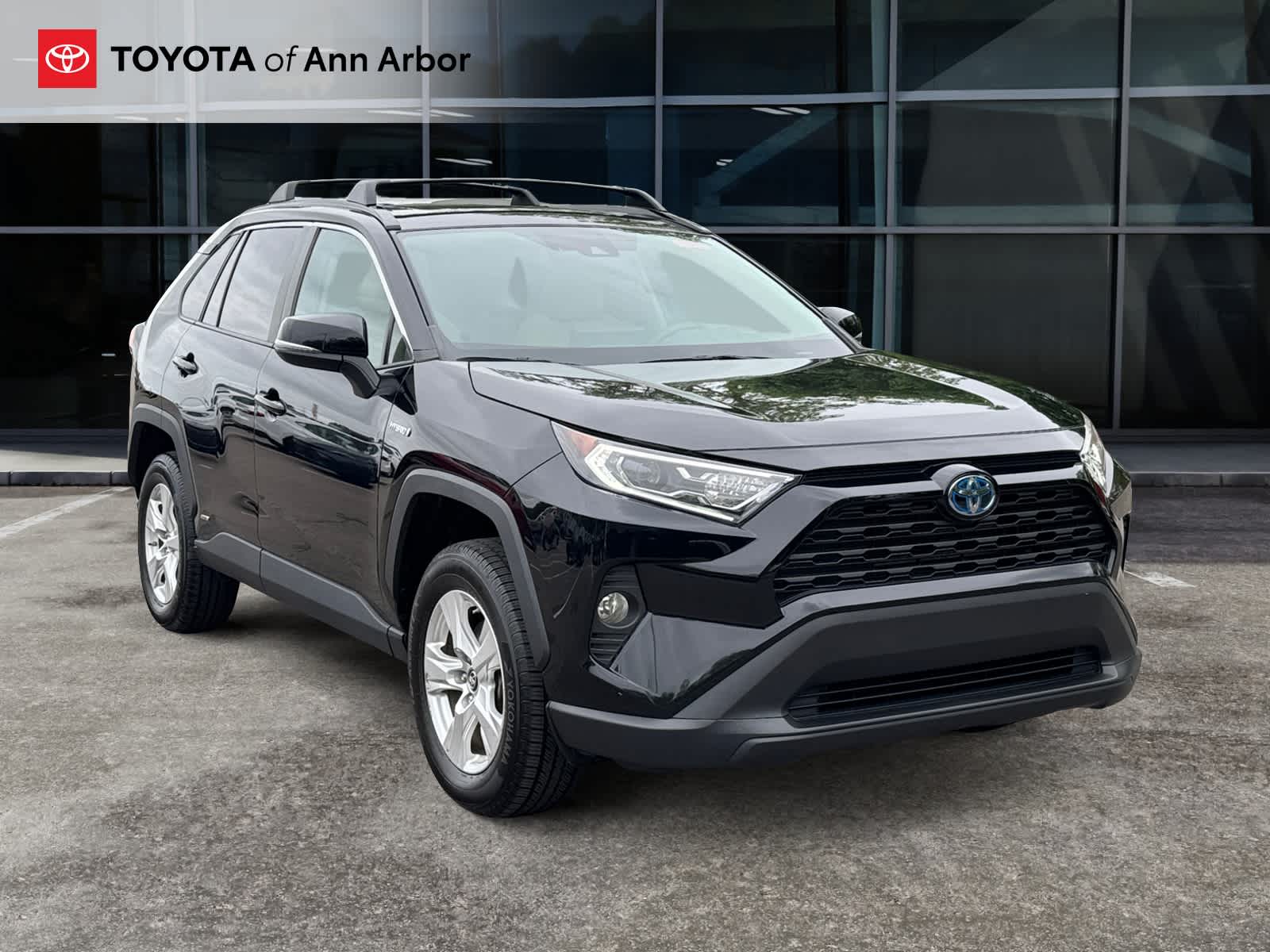 2019 Toyota RAV4 Hybrid XLE