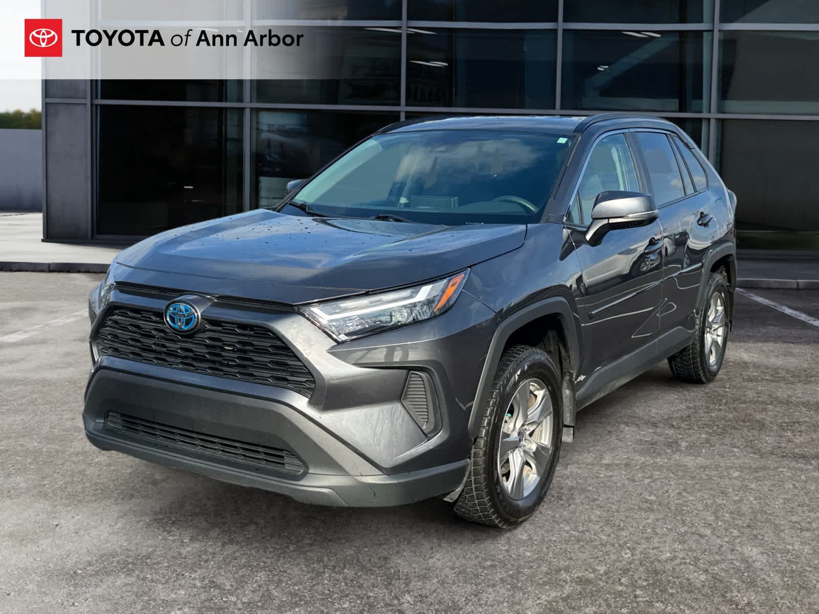 2024 Toyota RAV4 Hybrid XLE