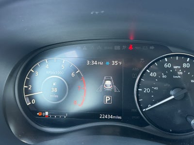 2023 Nissan Kicks SV