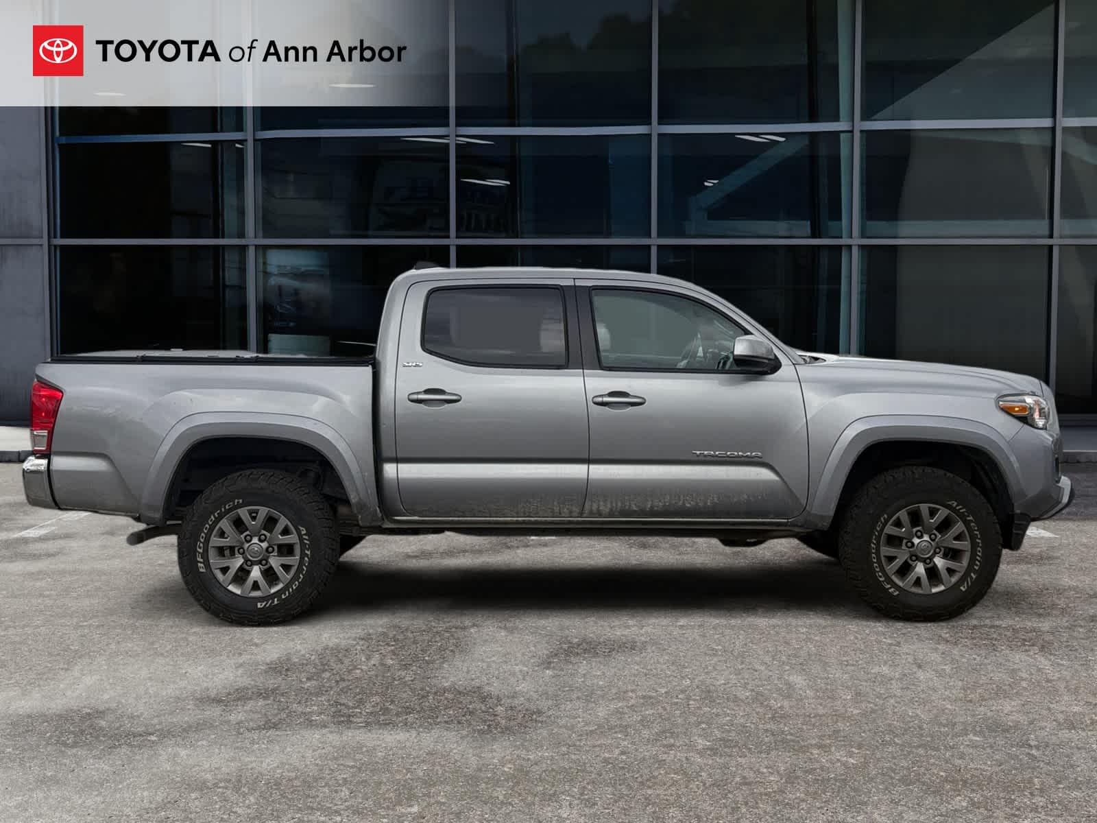 2017 Toyota Tacoma SR5
