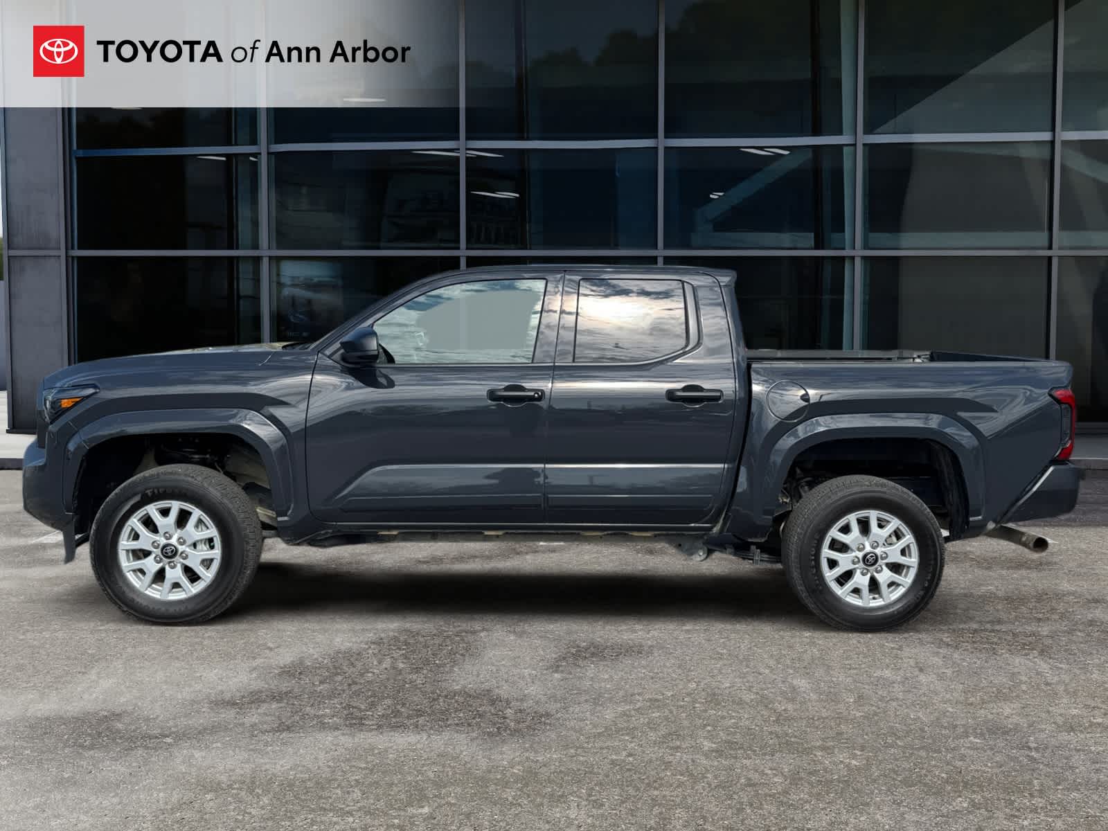 2025 Toyota Tacoma SR