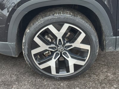 2023 Volkswagen Taos SEL