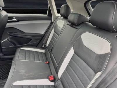 2023 Volkswagen Taos SEL