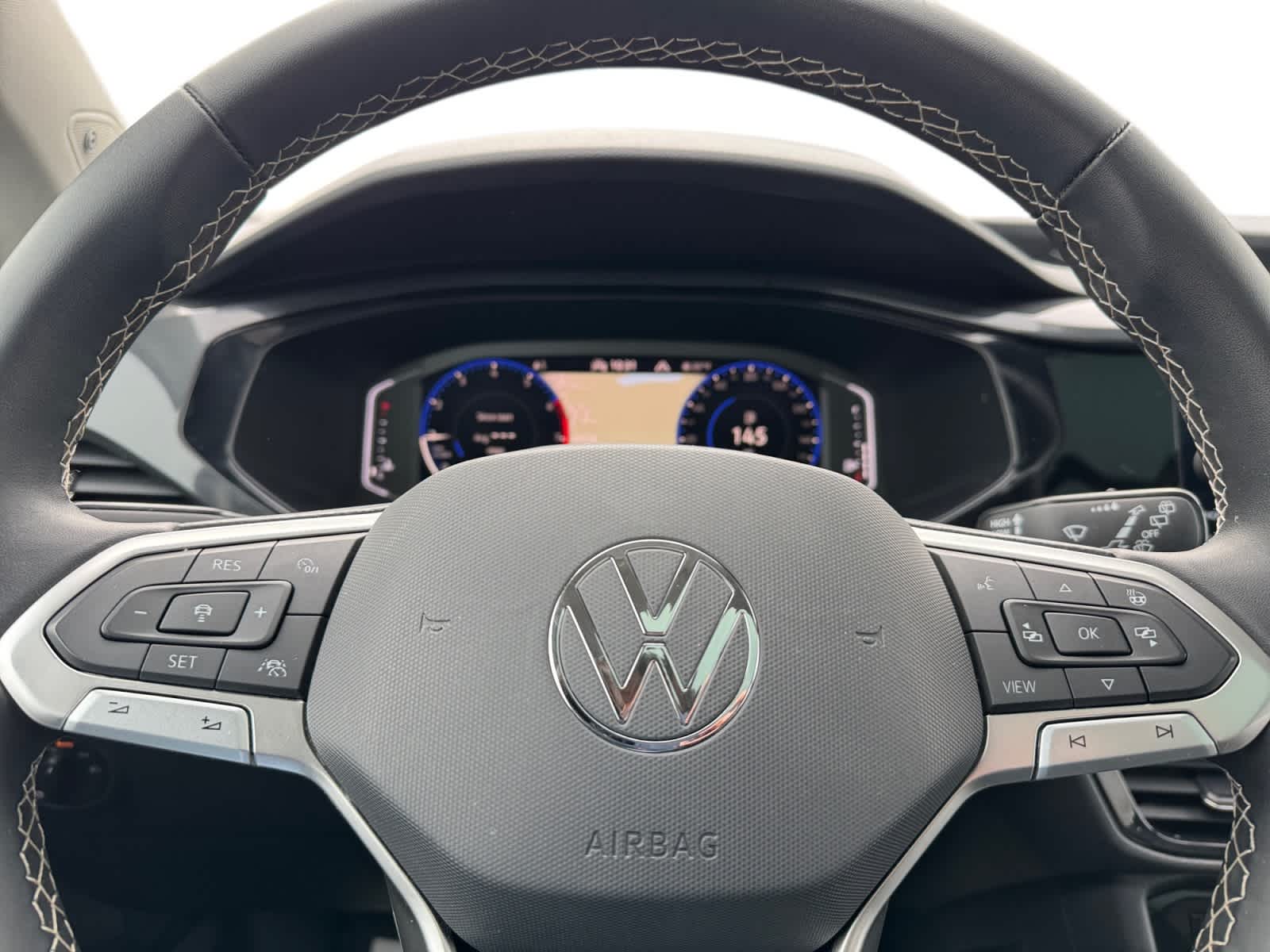 2023 Volkswagen Taos SEL