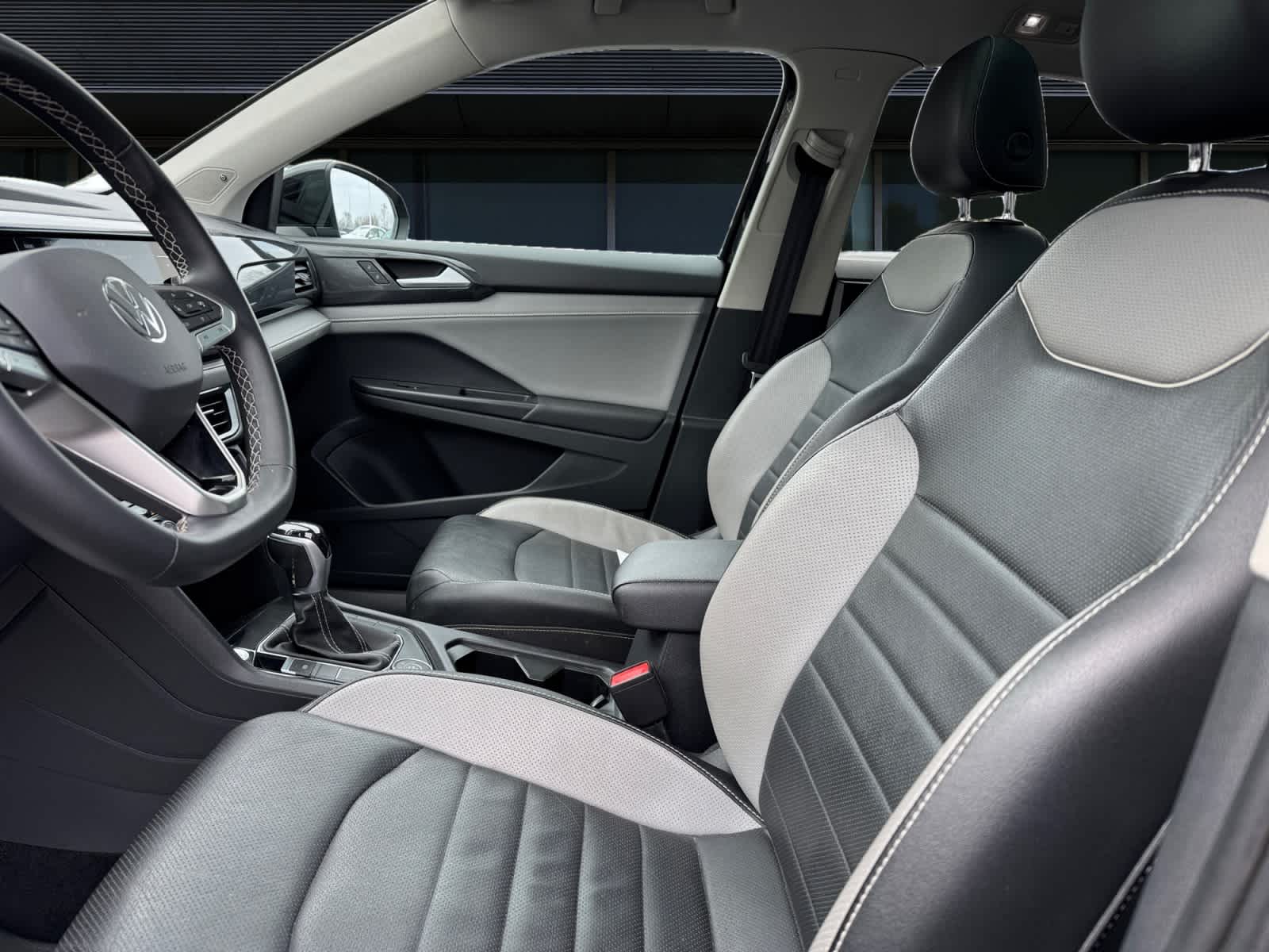 2023 Volkswagen Taos SEL