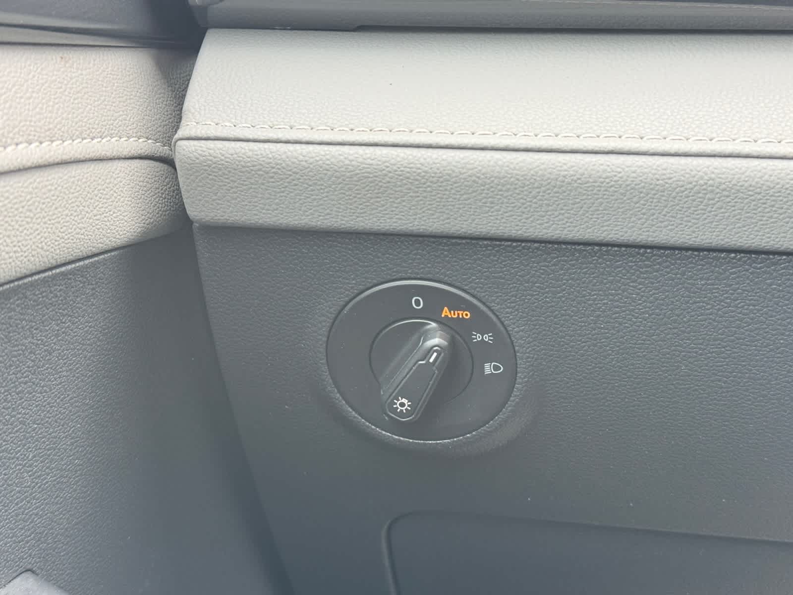 2023 Volkswagen Taos SEL