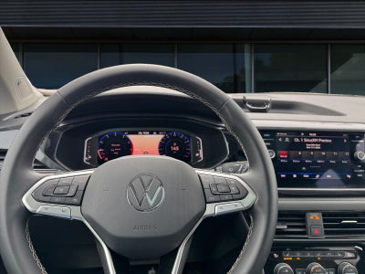2023 Volkswagen Taos SEL