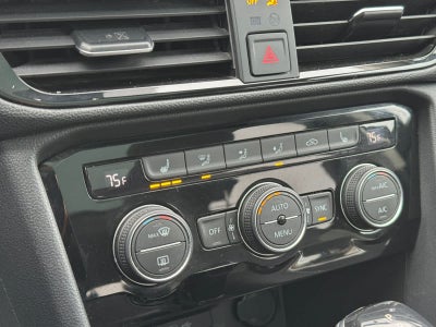 2023 Volkswagen Taos SEL