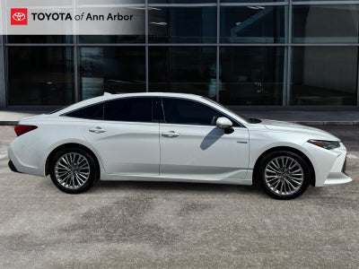 2019 Toyota Avalon Hybrid Limited