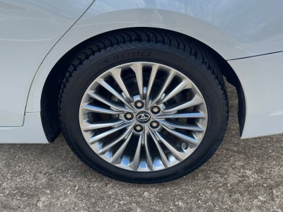 2019 Toyota Avalon Hybrid Limited
