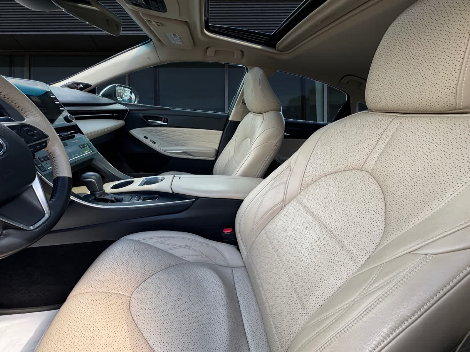 2019 Toyota Avalon Hybrid Limited