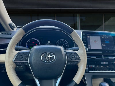 2019 Toyota Avalon Hybrid Limited