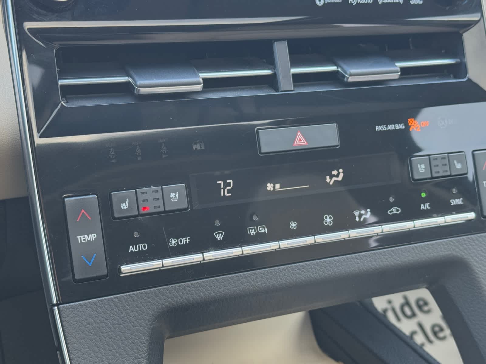 2019 Toyota Avalon Hybrid Limited