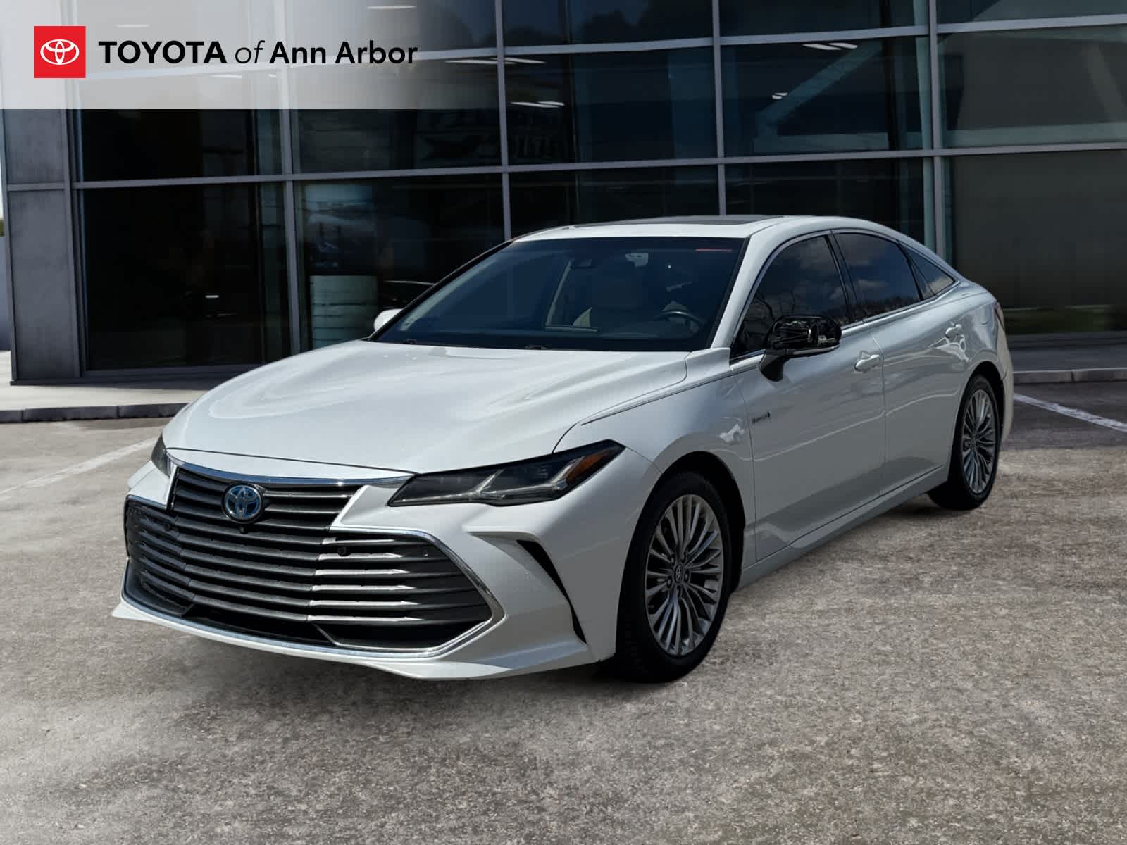 2019 Toyota Avalon Hybrid Limited