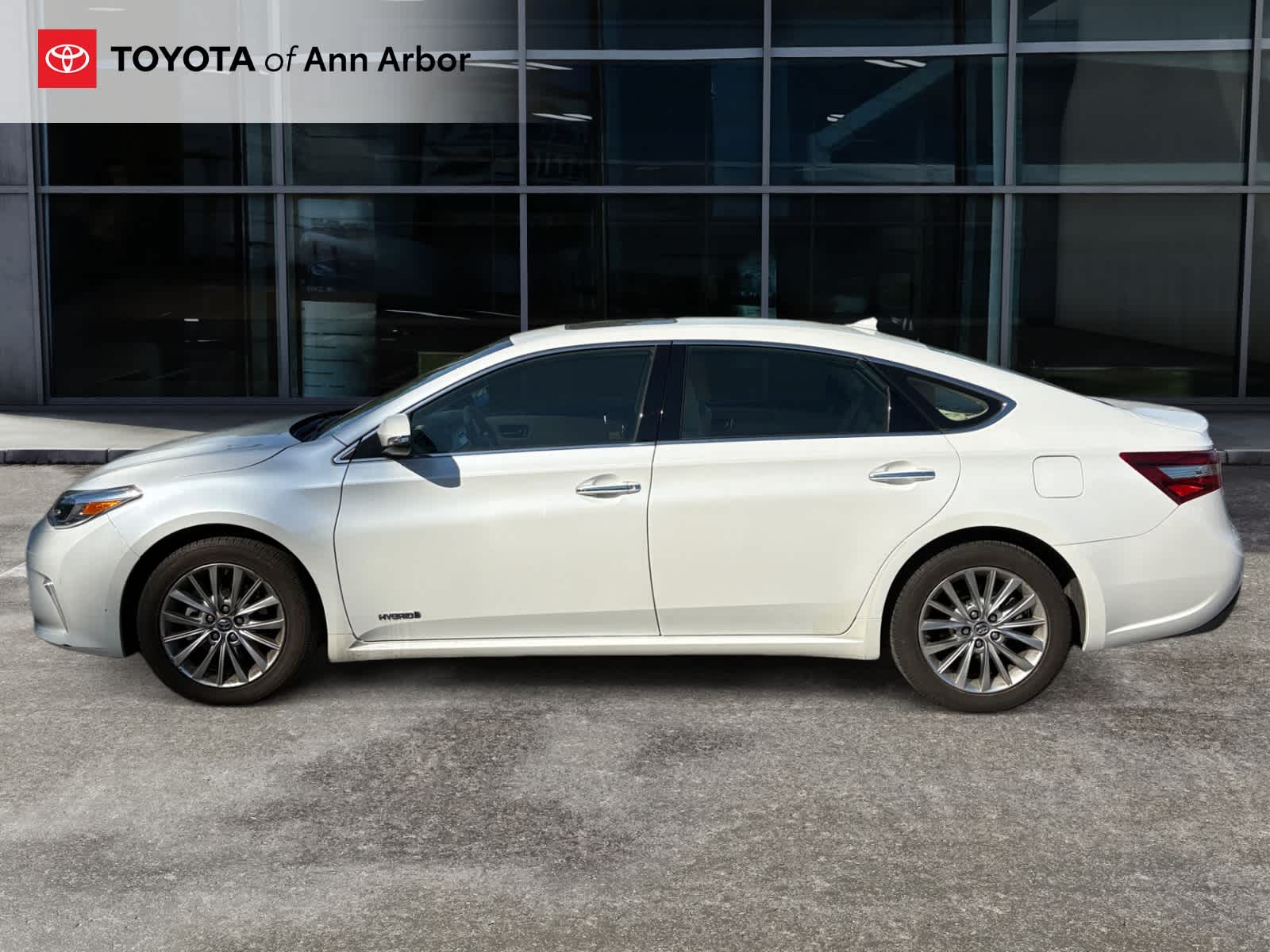 2016 Toyota Avalon Hybrid Limited