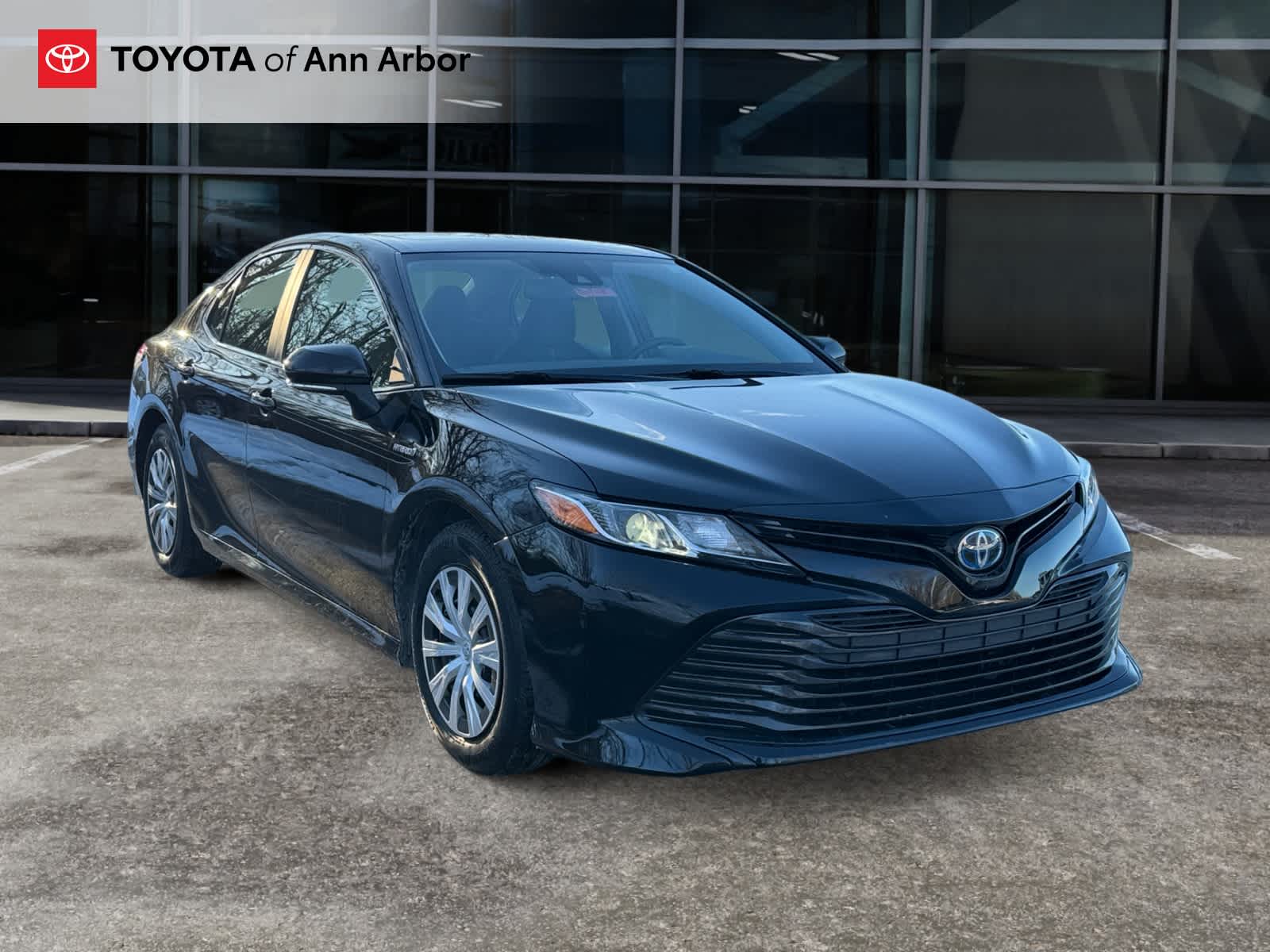 2020 Toyota Camry Hybrid LE