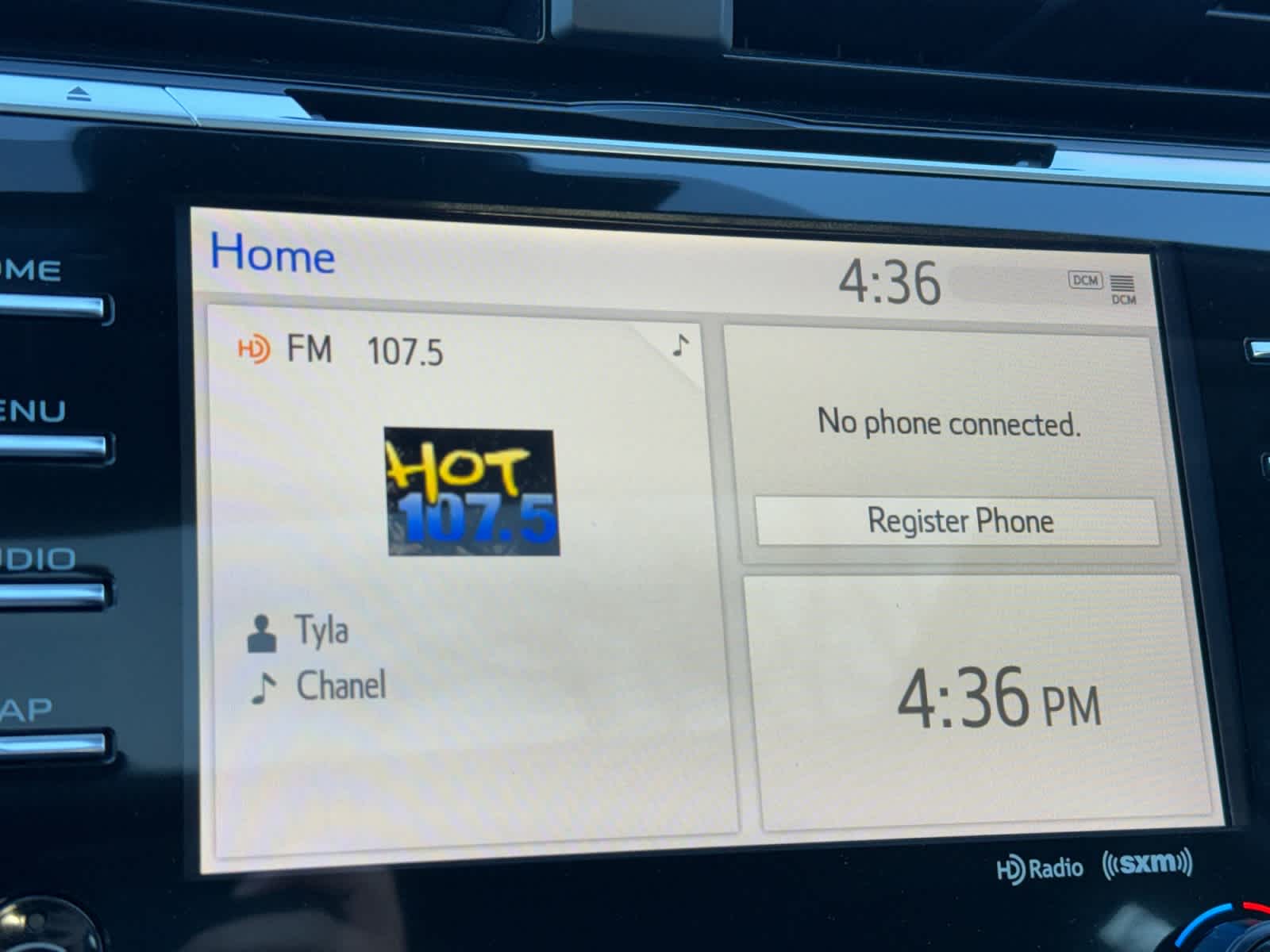 2020 Toyota Camry Hybrid LE