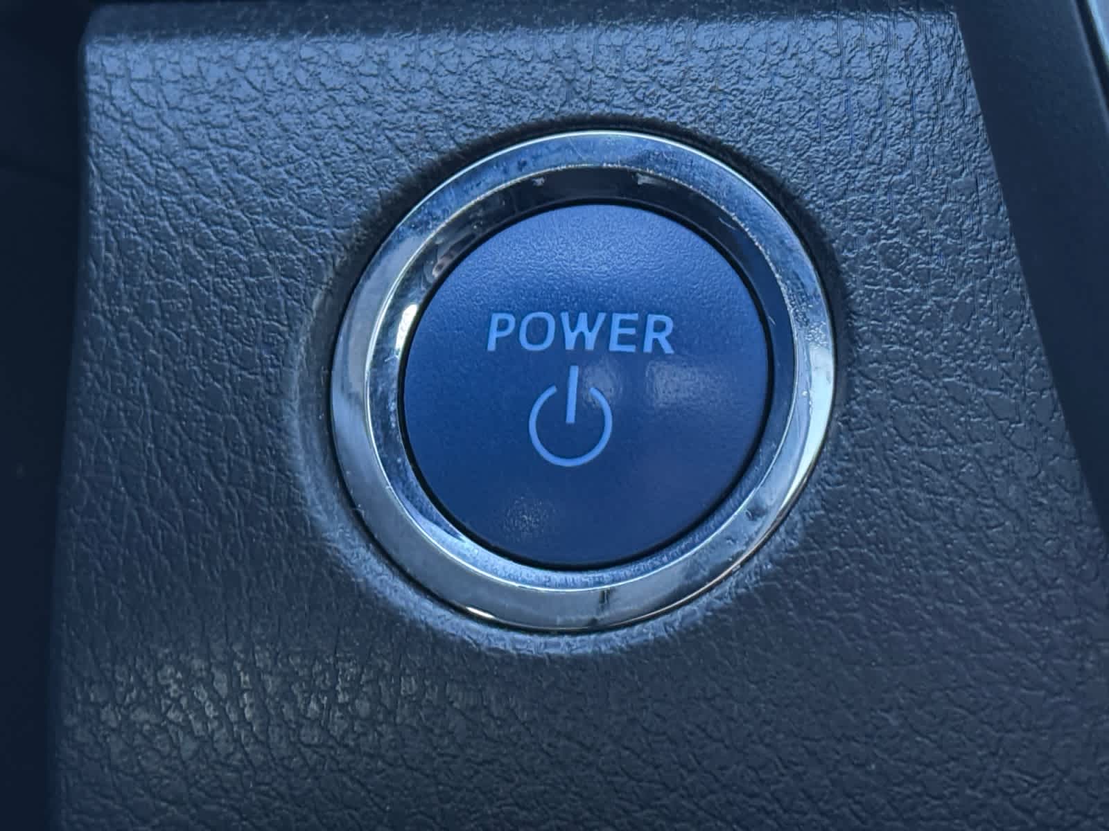 2020 Toyota Camry Hybrid LE