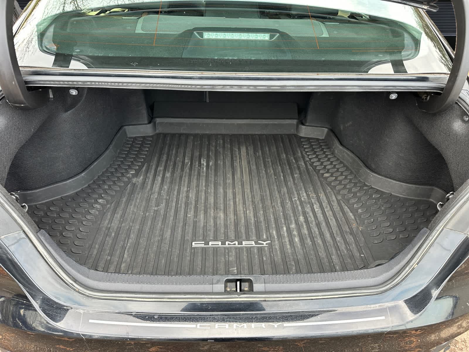 2020 Toyota Camry Hybrid XLE