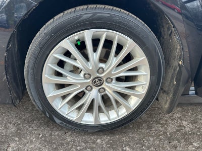 2020 Toyota Camry Hybrid XLE