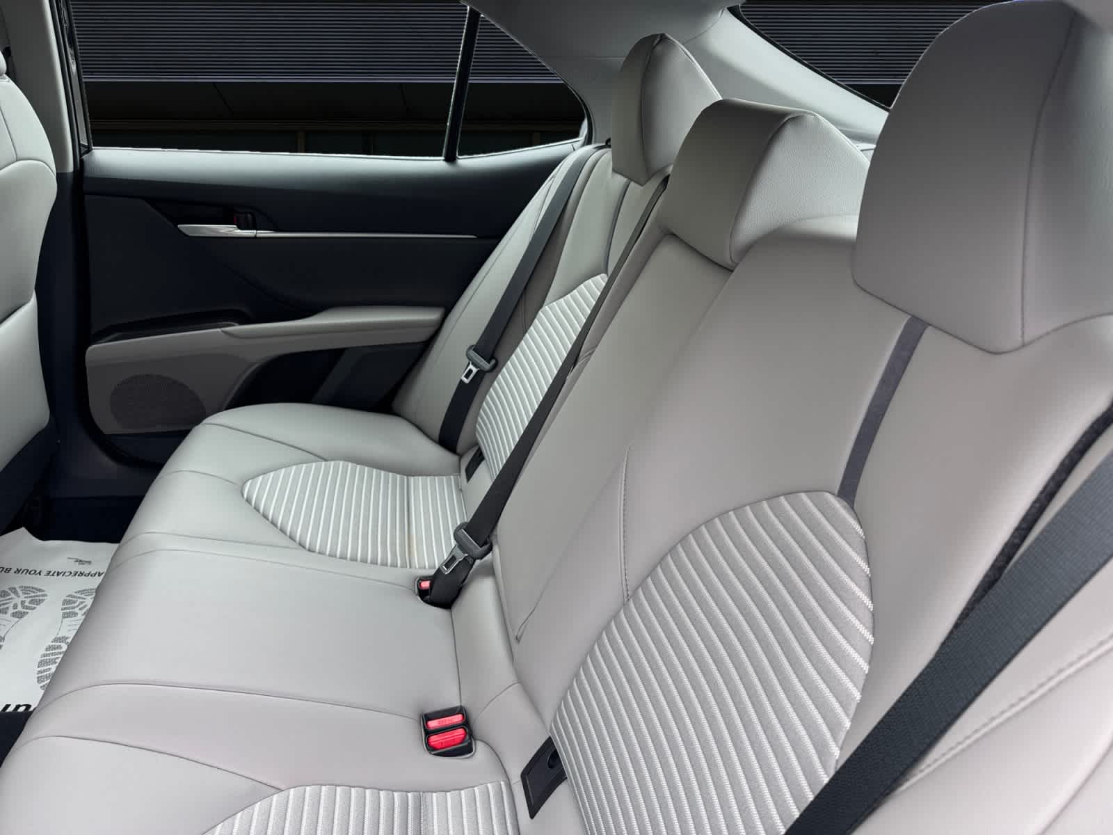 2024 Toyota Camry Hybrid SE