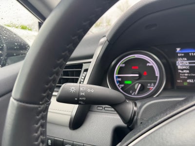 2024 Toyota Camry Hybrid SE