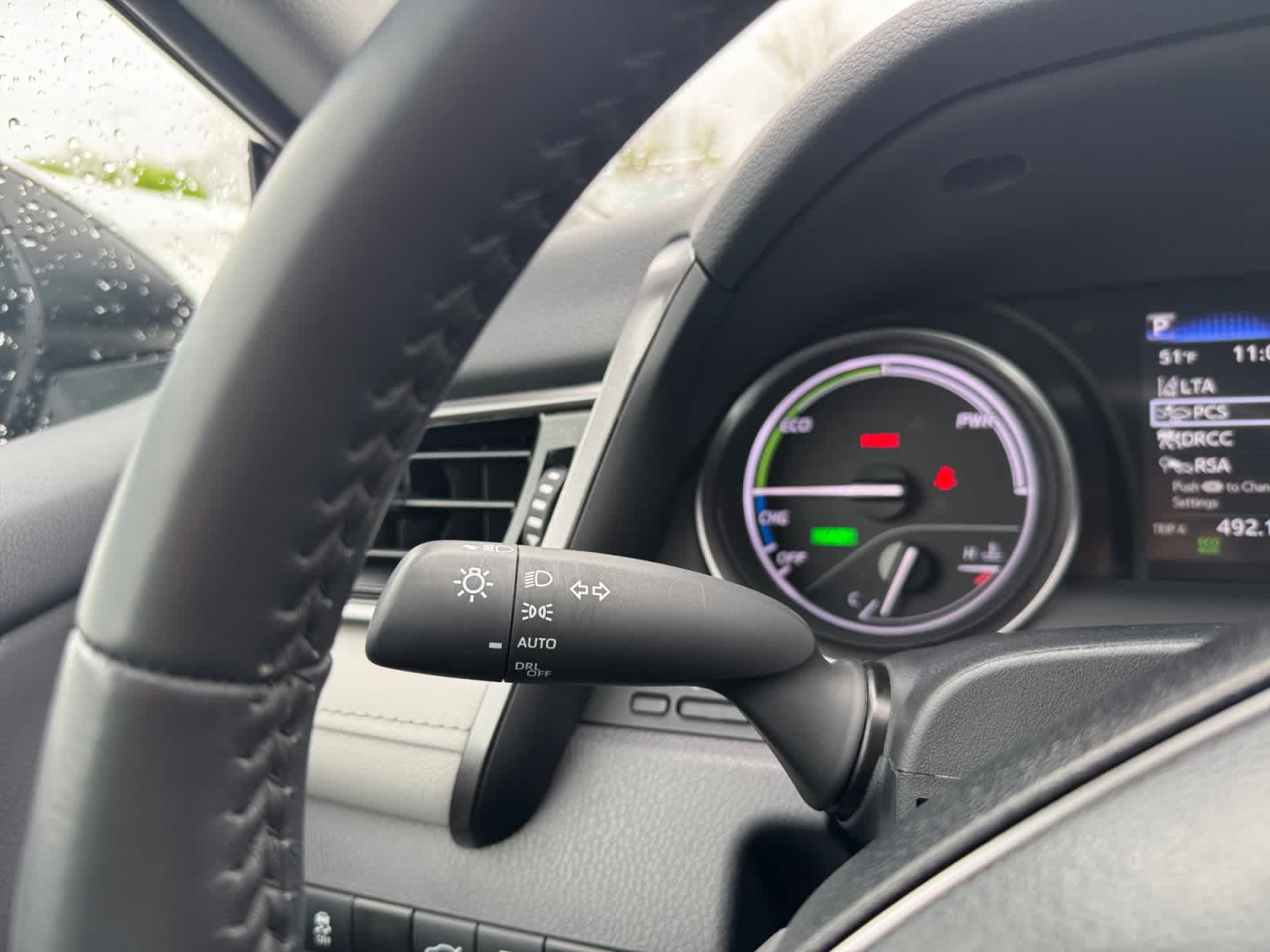 2024 Toyota Camry Hybrid SE