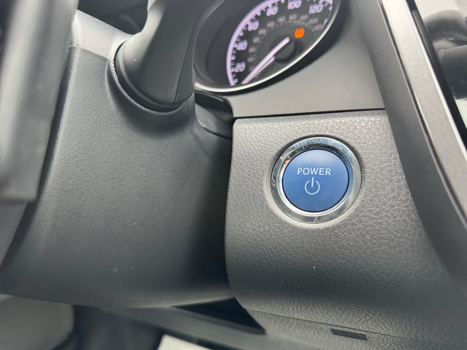 2024 Toyota Camry Hybrid SE