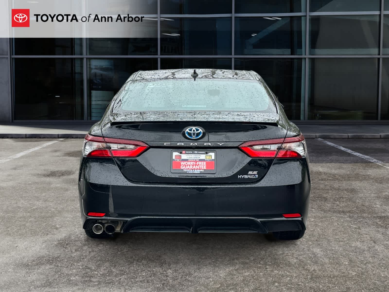 2024 Toyota Camry Hybrid SE