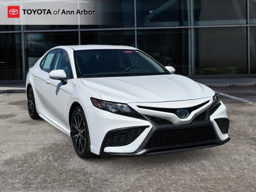 2024 Toyota Camry Hybrid SE