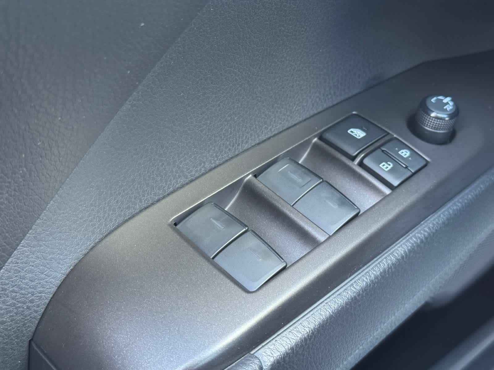2024 Toyota Camry Hybrid SE