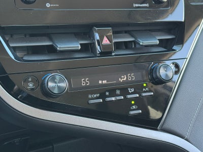 2024 Toyota Camry Hybrid SE