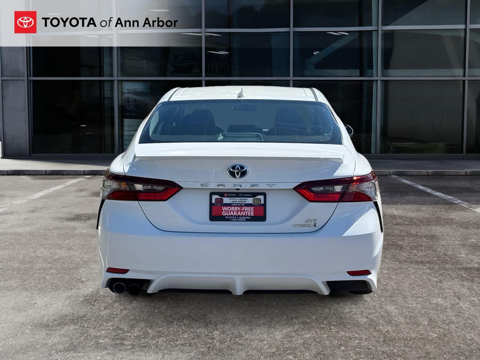 2024 Toyota Camry Hybrid SE