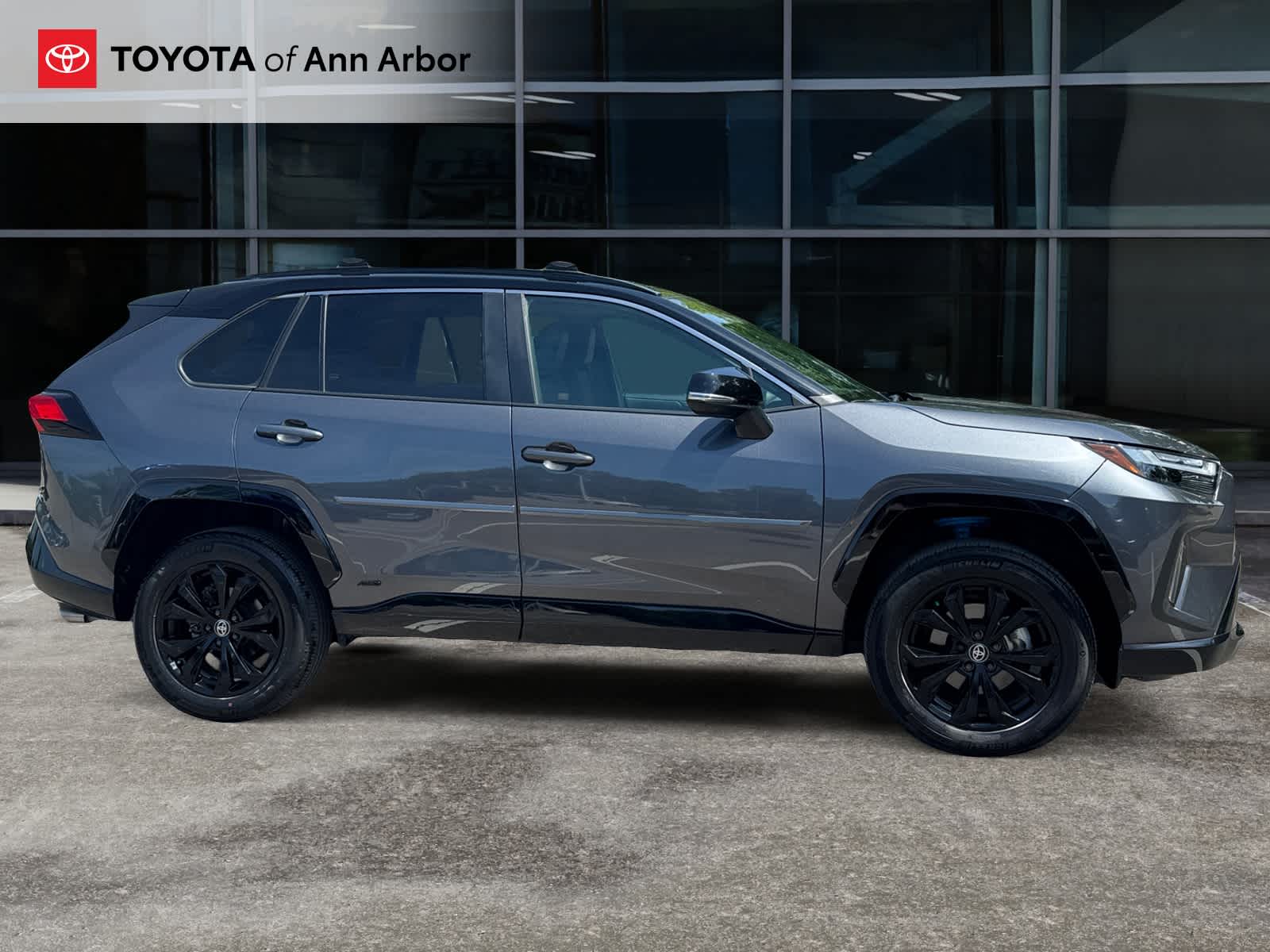 2025 Toyota RAV4 Hybrid XSE