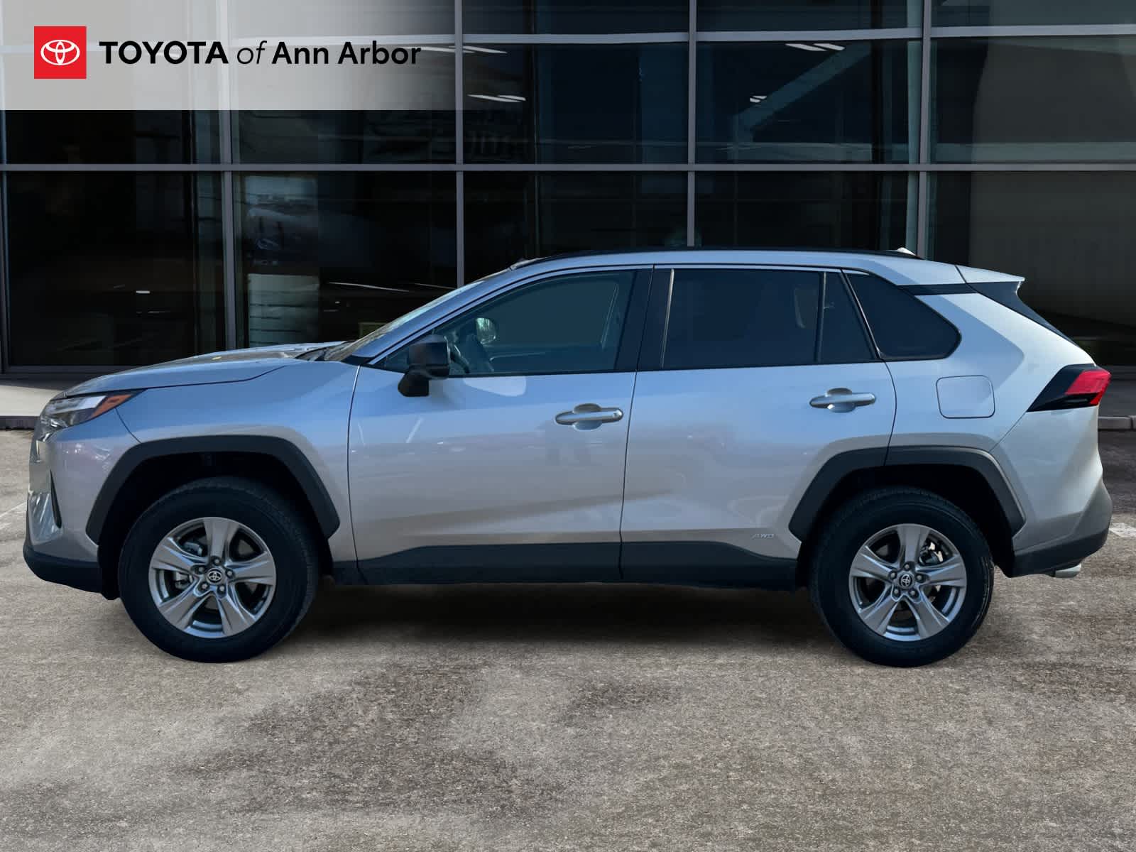 2025 Toyota RAV4 Hybrid LE